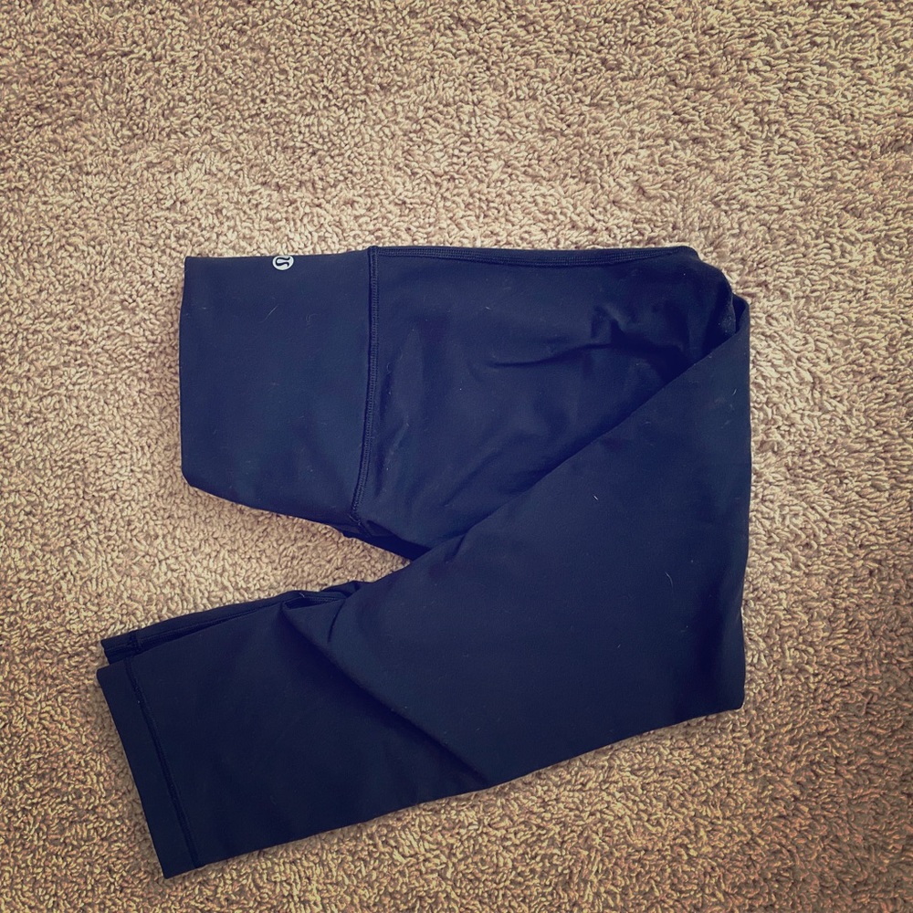 Lululemon Wunder Under Crops